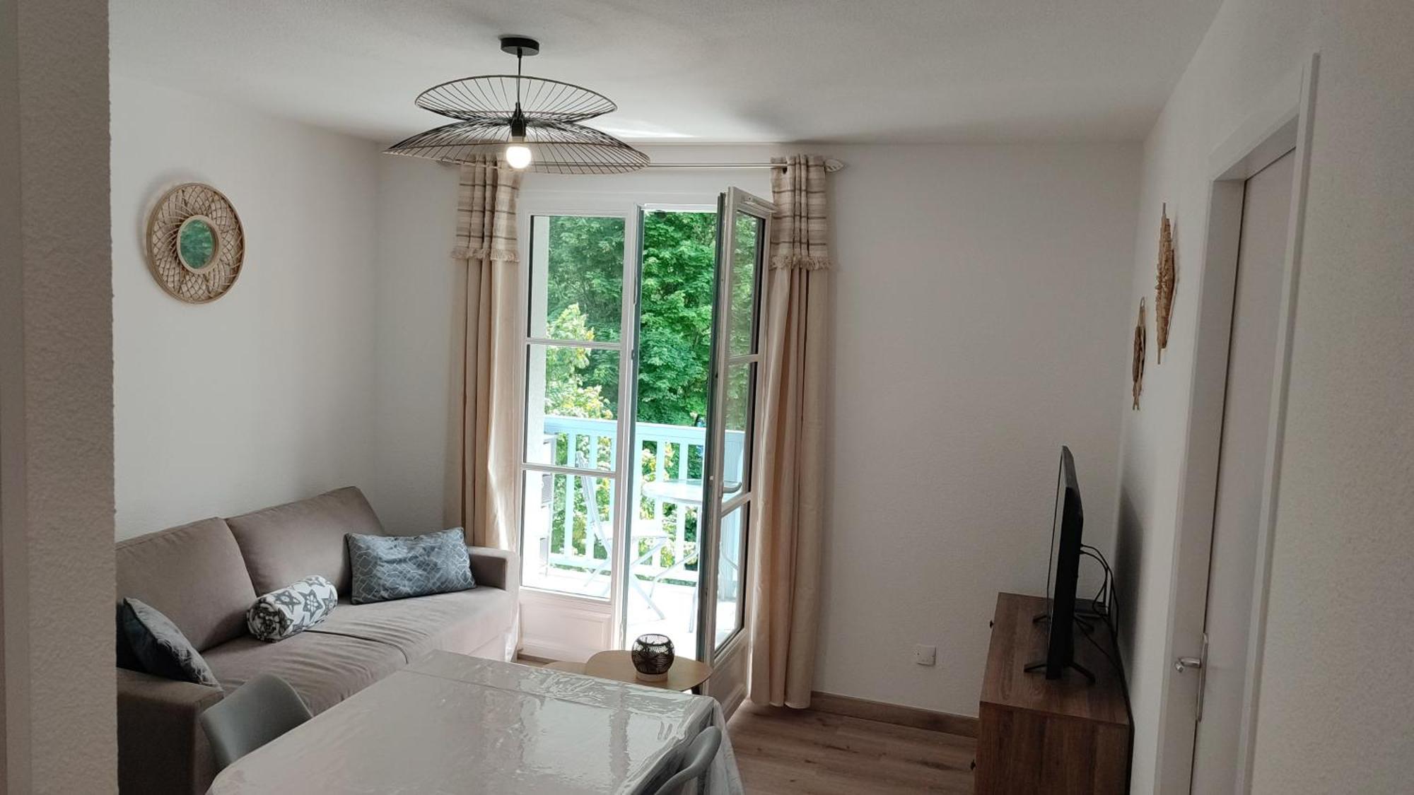 Charmant Appartement 4 Pers,Vue Montagne Avec Parking Prive Et Balcon Cauterets Exterior photo